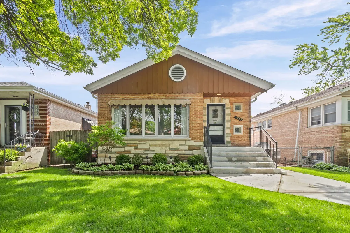 10055 S Fairfield AVE, Chicago, IL 60655