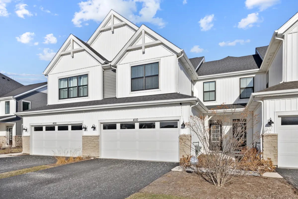 4110 Chelsea Manor CIR, Aurora, IL 60504