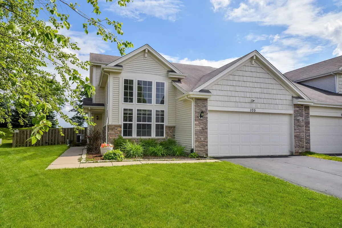 105 CATAMARAN CIR, Pingree Grove, IL 60140