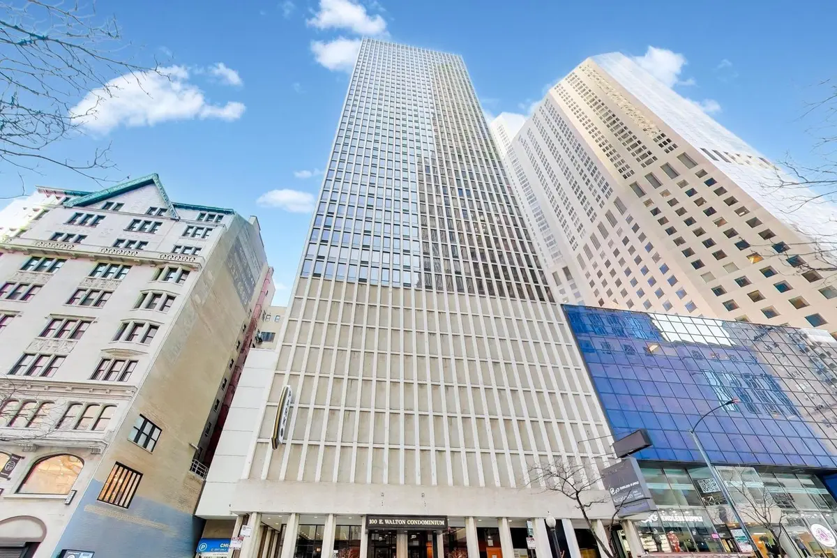 100 E Walton ST #38C, Chicago, IL 60611