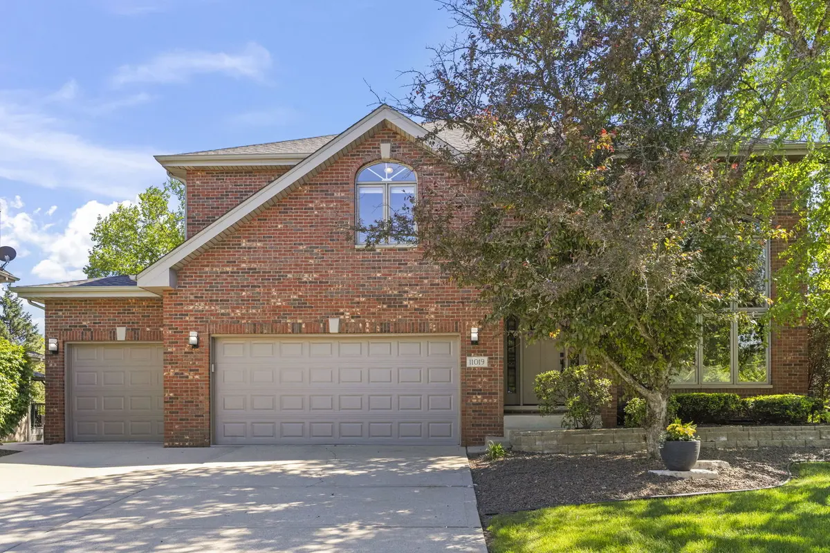 11019 Shenandoah DR, Orland Park, IL 60467