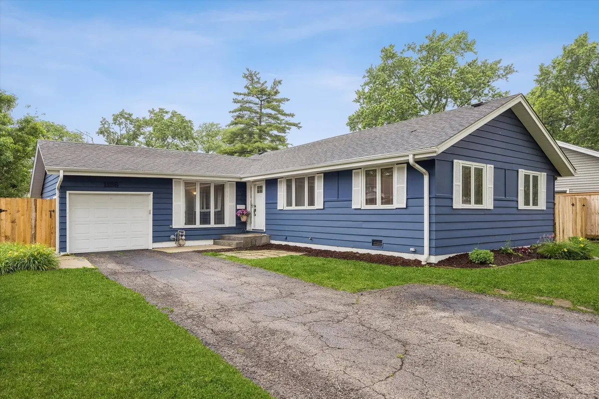 118 S Beverly ST, Wheaton, IL 60187