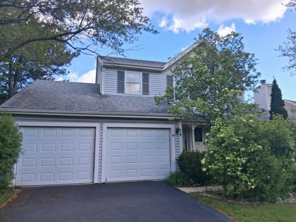 79 Brookstone DR, Streamwood, IL 60107