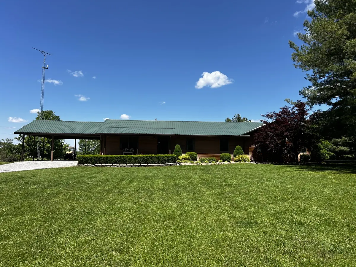 14830 N McCarty LN, Mt Vernon, IL 62864