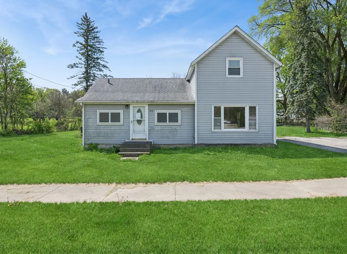 312 W Railroad ST, Kingston, IL 60145
