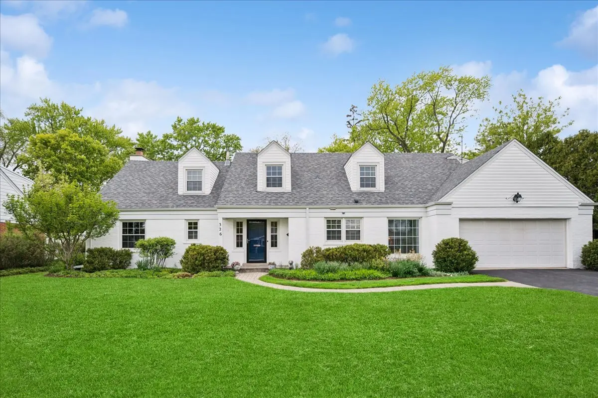 326 Jeffery LN, Northfield, IL 60093