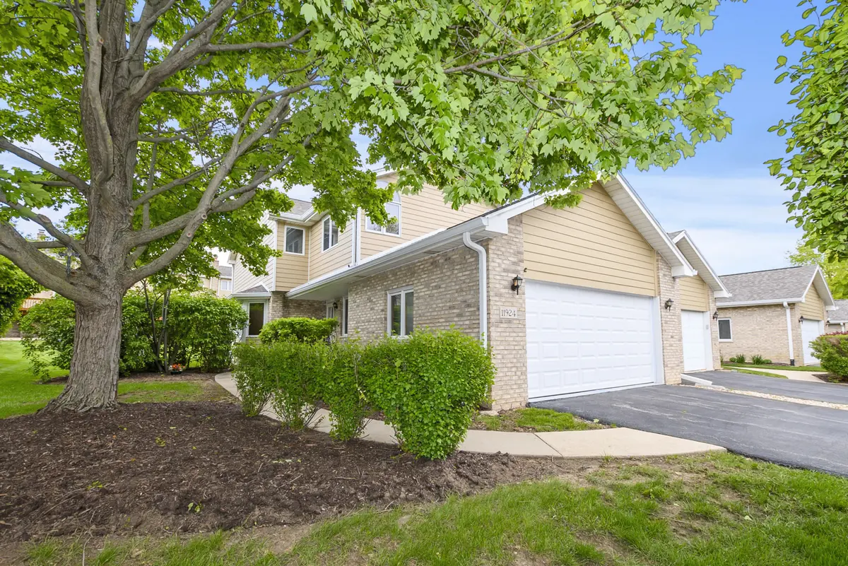 11924 Dunree LN, Orland Park, IL 60467