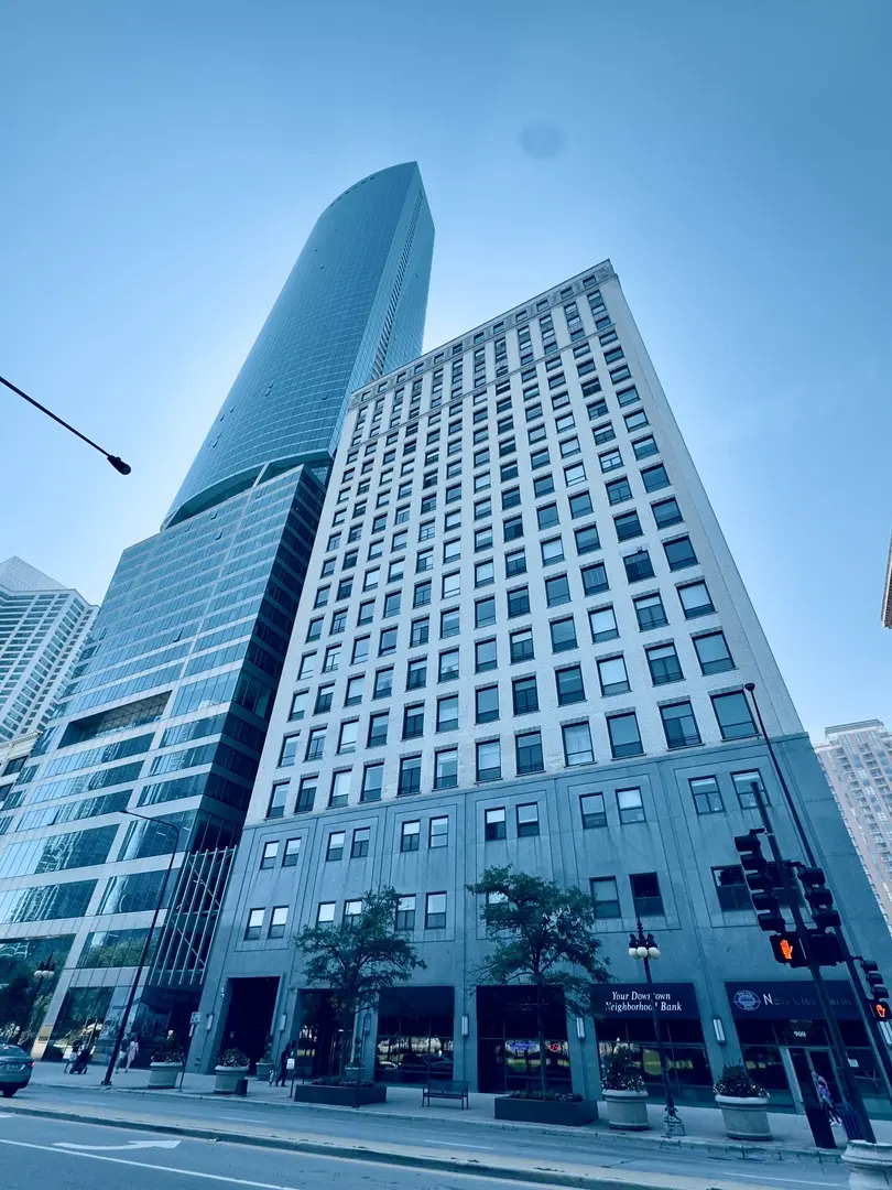 910 S Michigan AVE #1705, Chicago, IL 60605