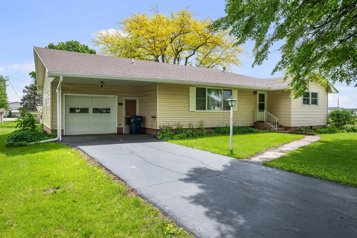 507 S Depot ST, Annawan, IL 61234