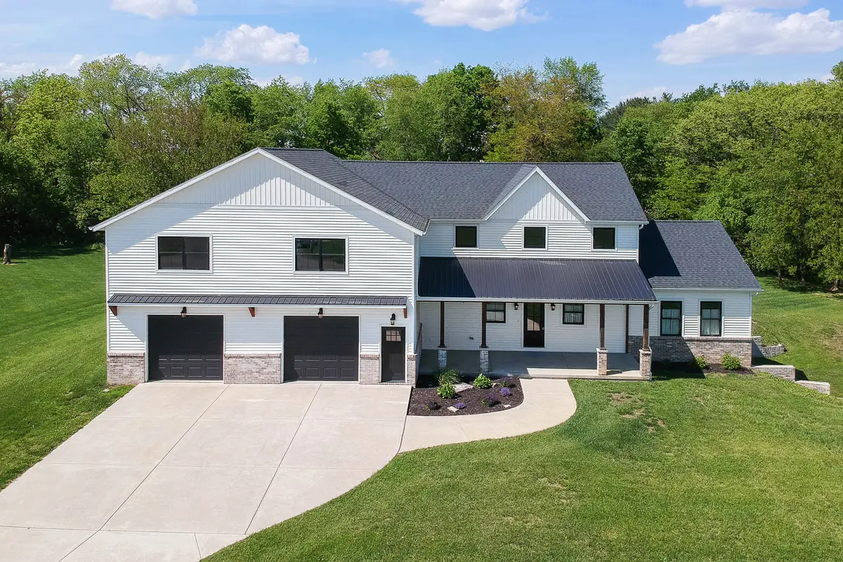 7845 Fitzgerald RD, Clinton, IL 61727