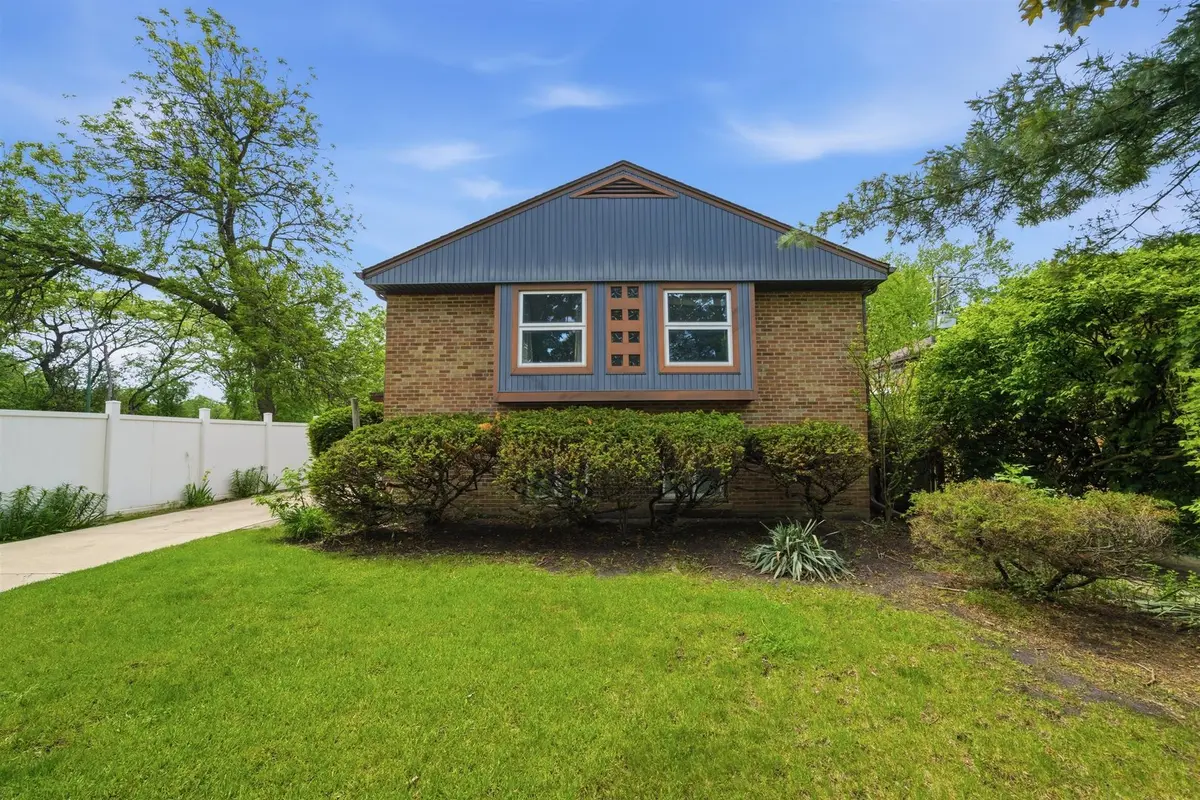 6006 N LAWNDALE AVE, Chicago, IL 60659