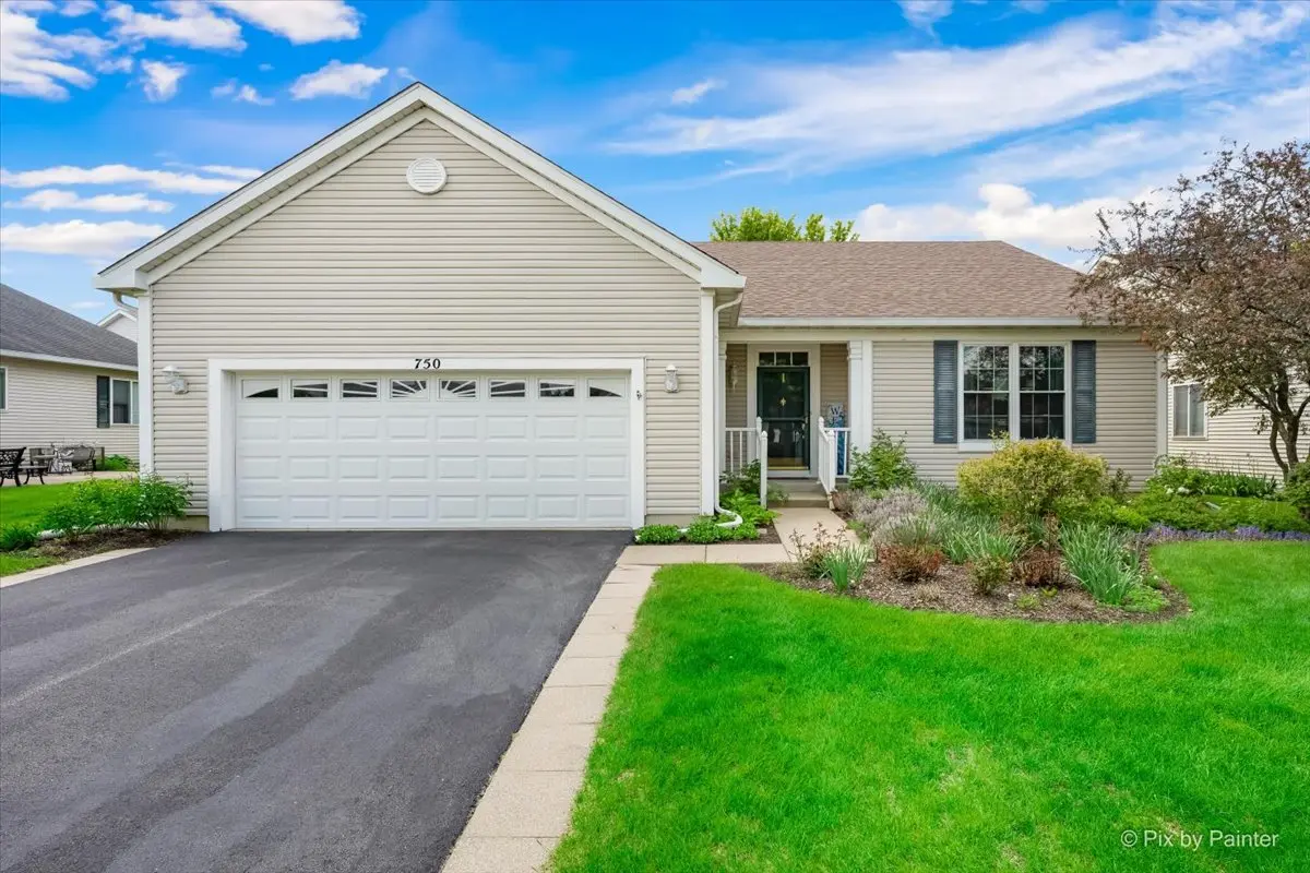 750 Pentwater RD, Romeoville, IL 60446