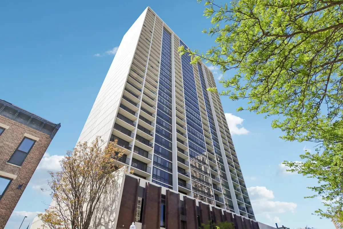 1636 N Wells ST #1709, Chicago, IL 60614