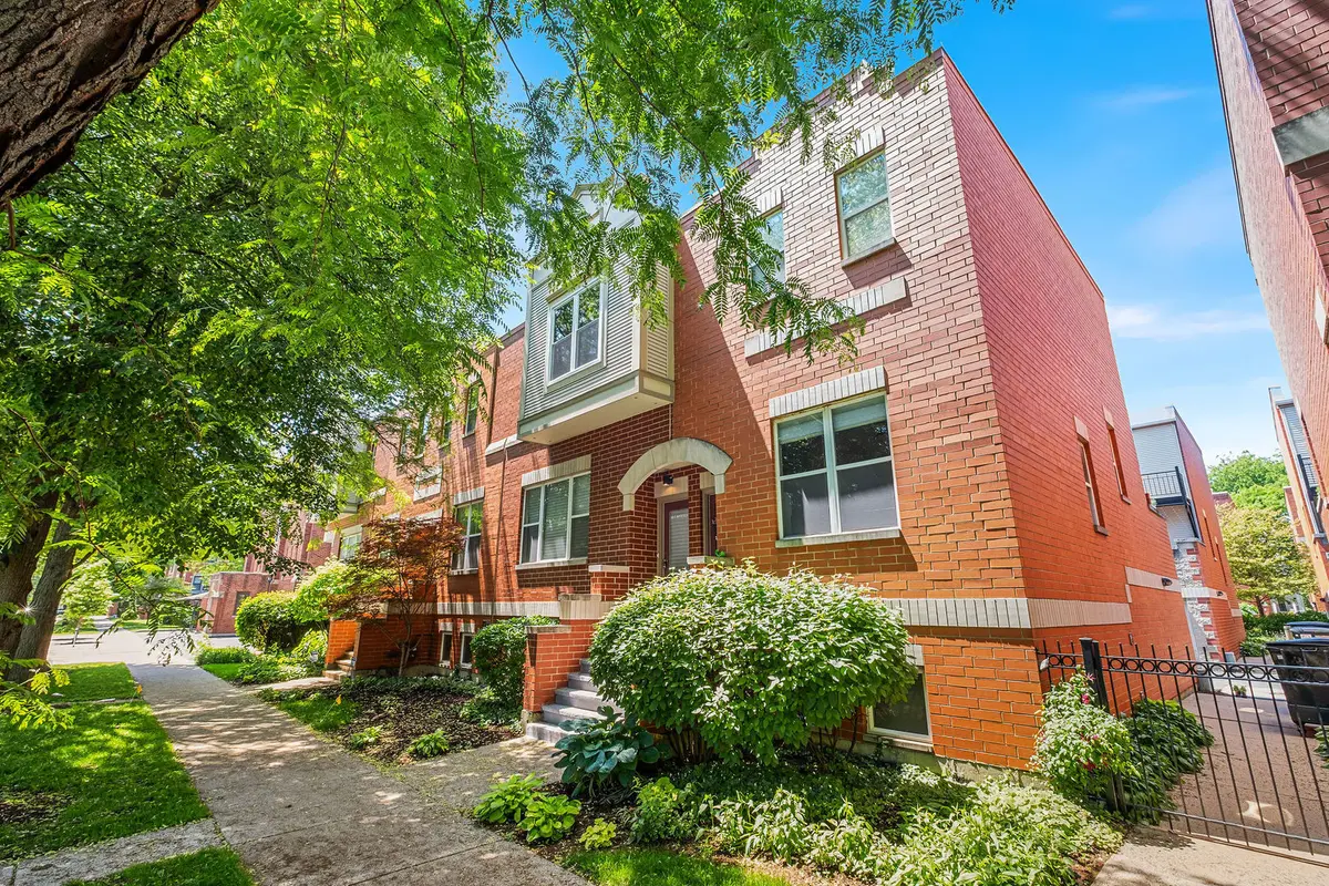 3438 N Monticello AVE, Chicago, IL 60618