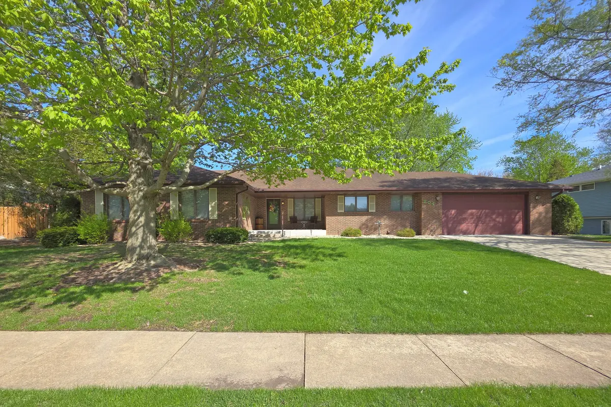 204 Carriage DR, Morris, IL 60450