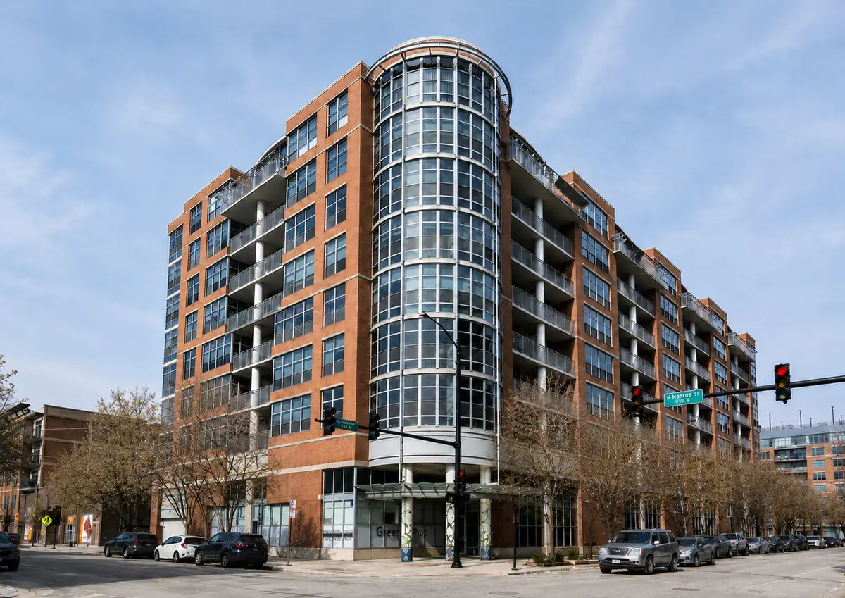1200 W Monroe ST #901, Chicago, IL 60607