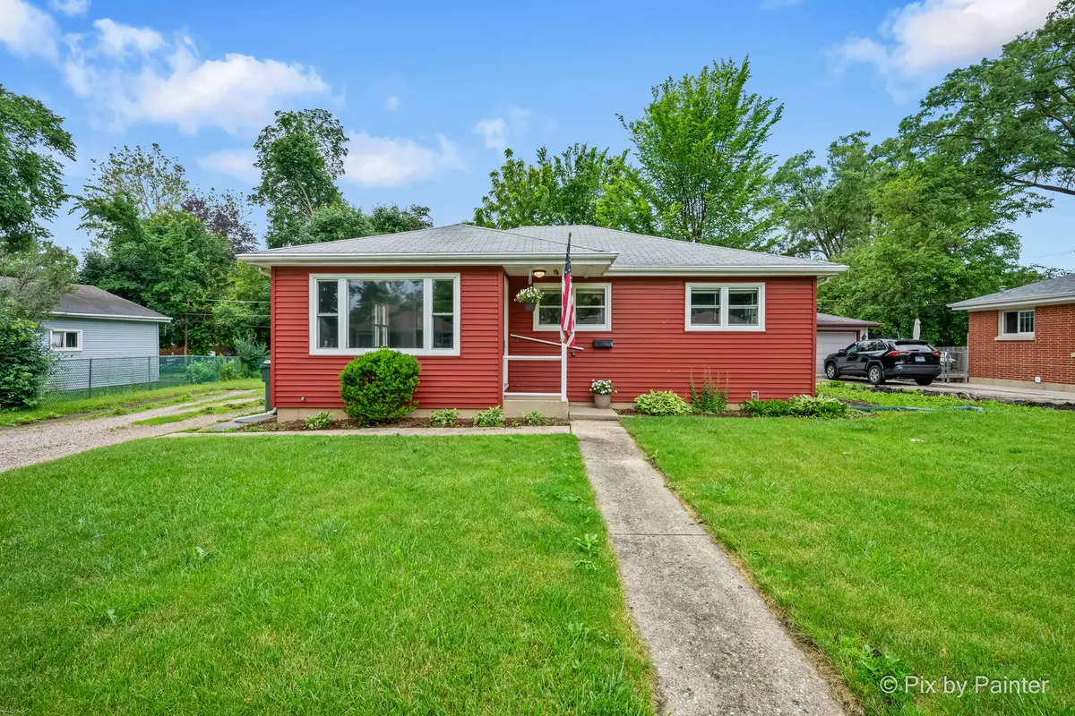 352 Brice AVE, Mundelein, IL 60060