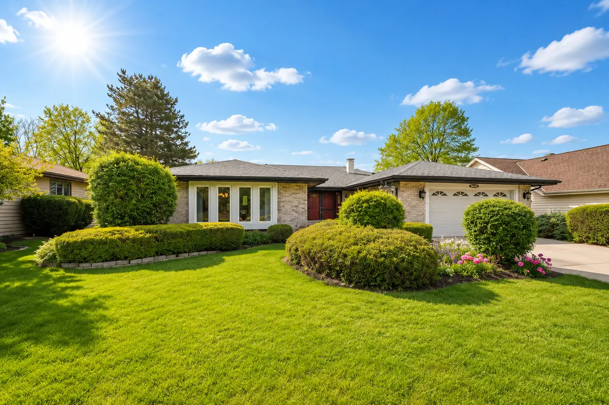 1217 Lynnfield LN, Bartlett, IL 60103