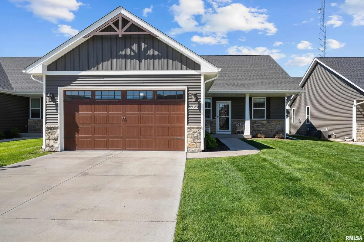 3098 Mary Leigh DR, Bettendorf, IA 52722