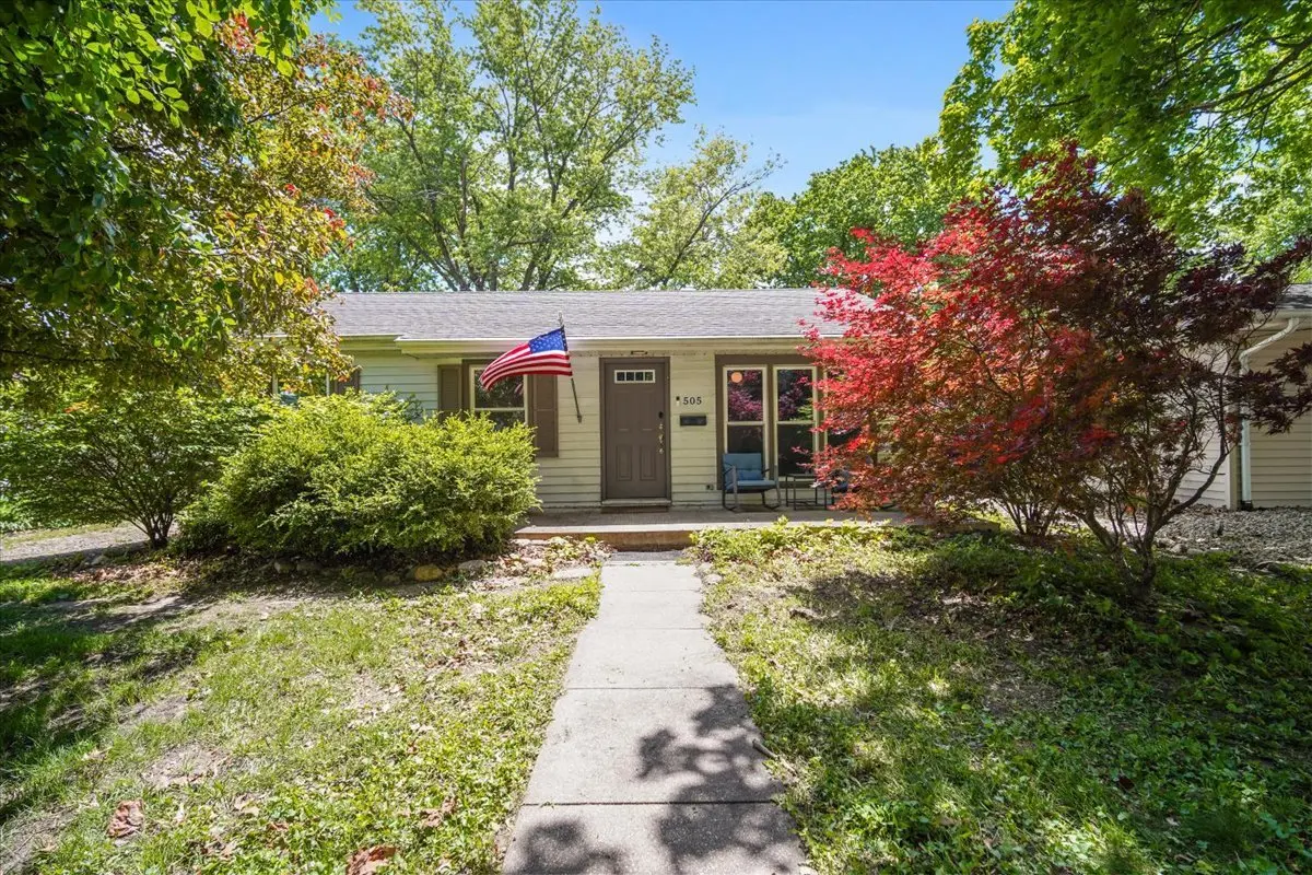 505 E Poplar ST, Normal, IL 61761