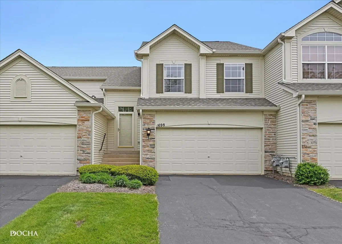 1698 FREDERICKSBURG LN #1698, Aurora, IL 60503