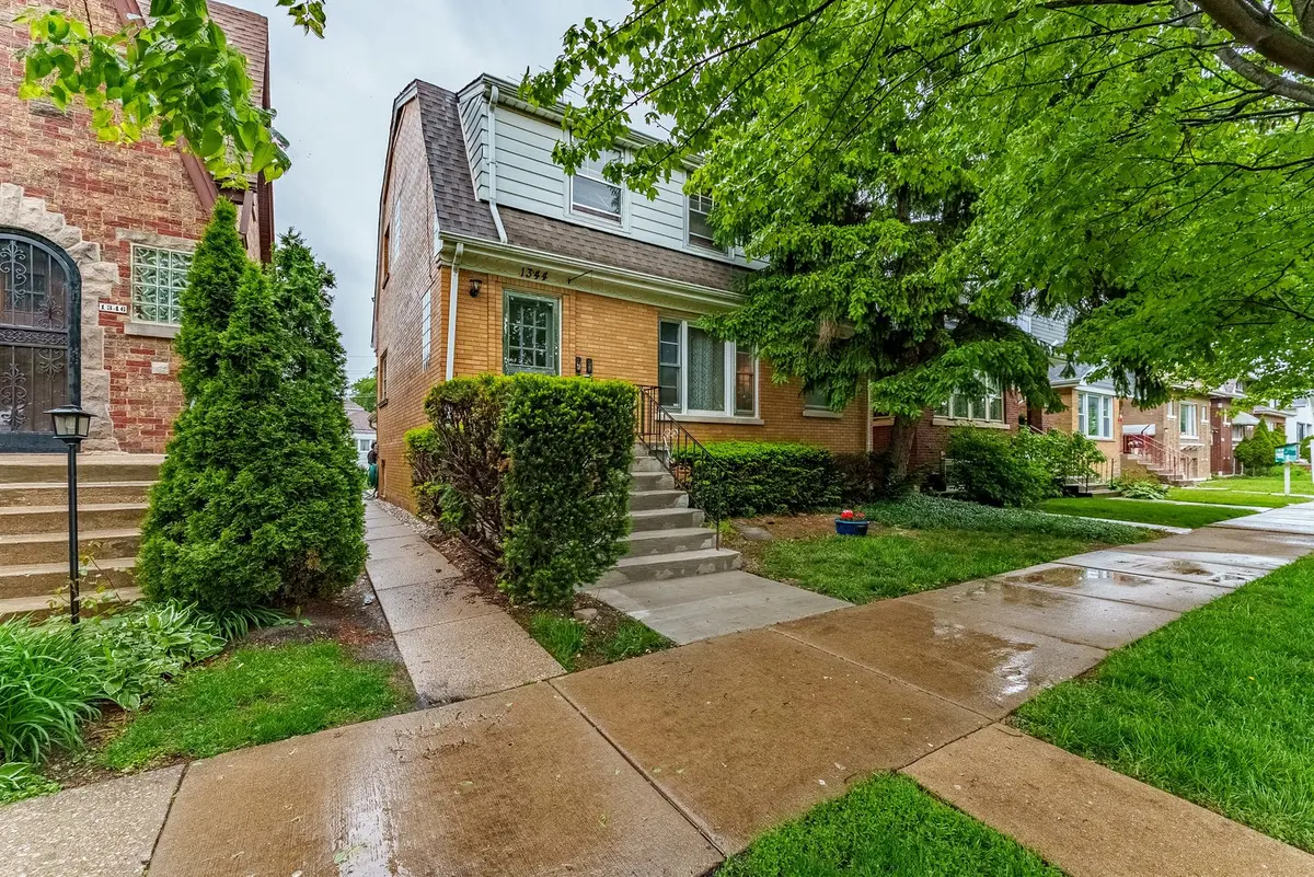 1344 Cuyler AVE, Berwyn, IL 60402