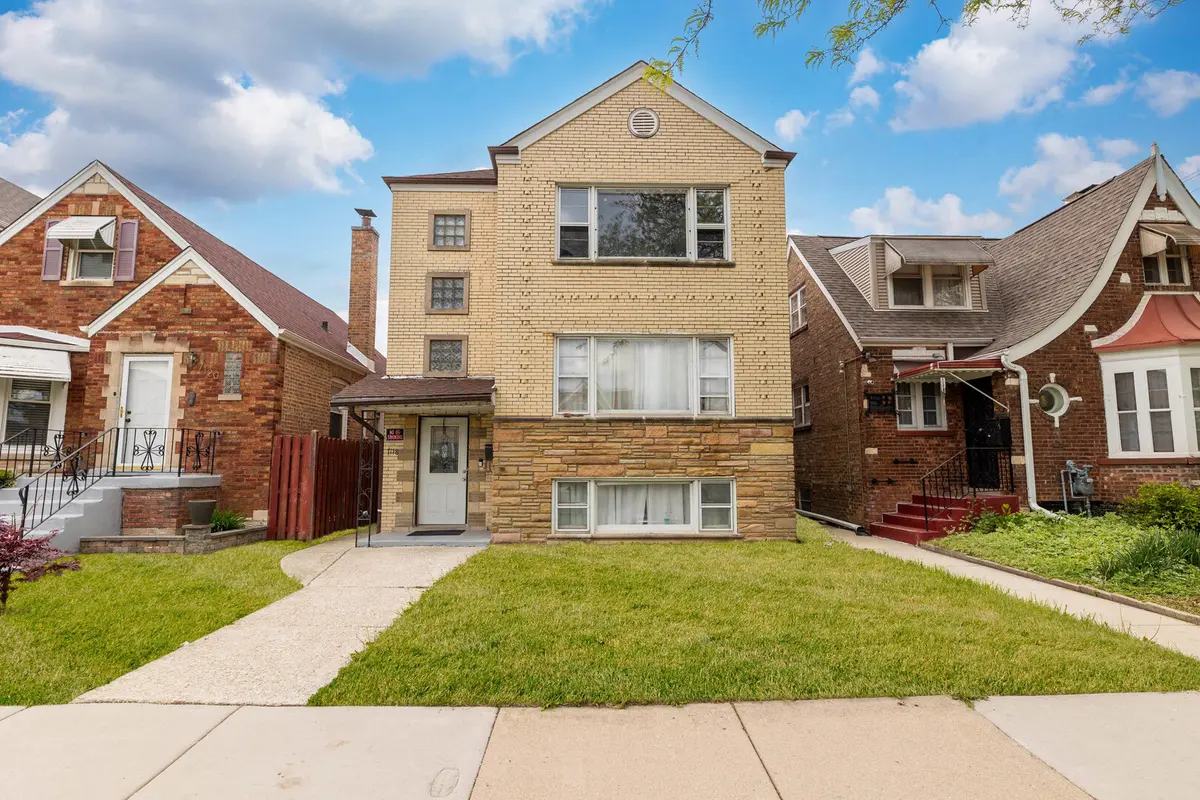 7118 S MOZART ST, Chicago, IL 60629