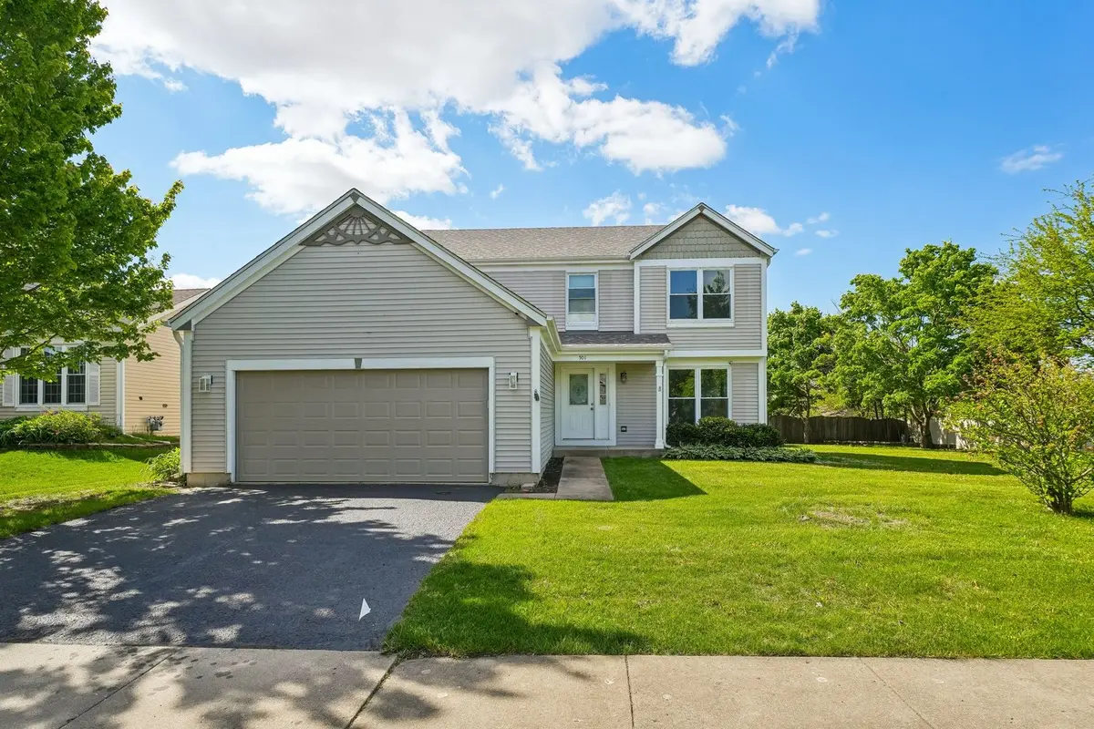 501 Bloomfield DR, Bolingbrook, IL 60440