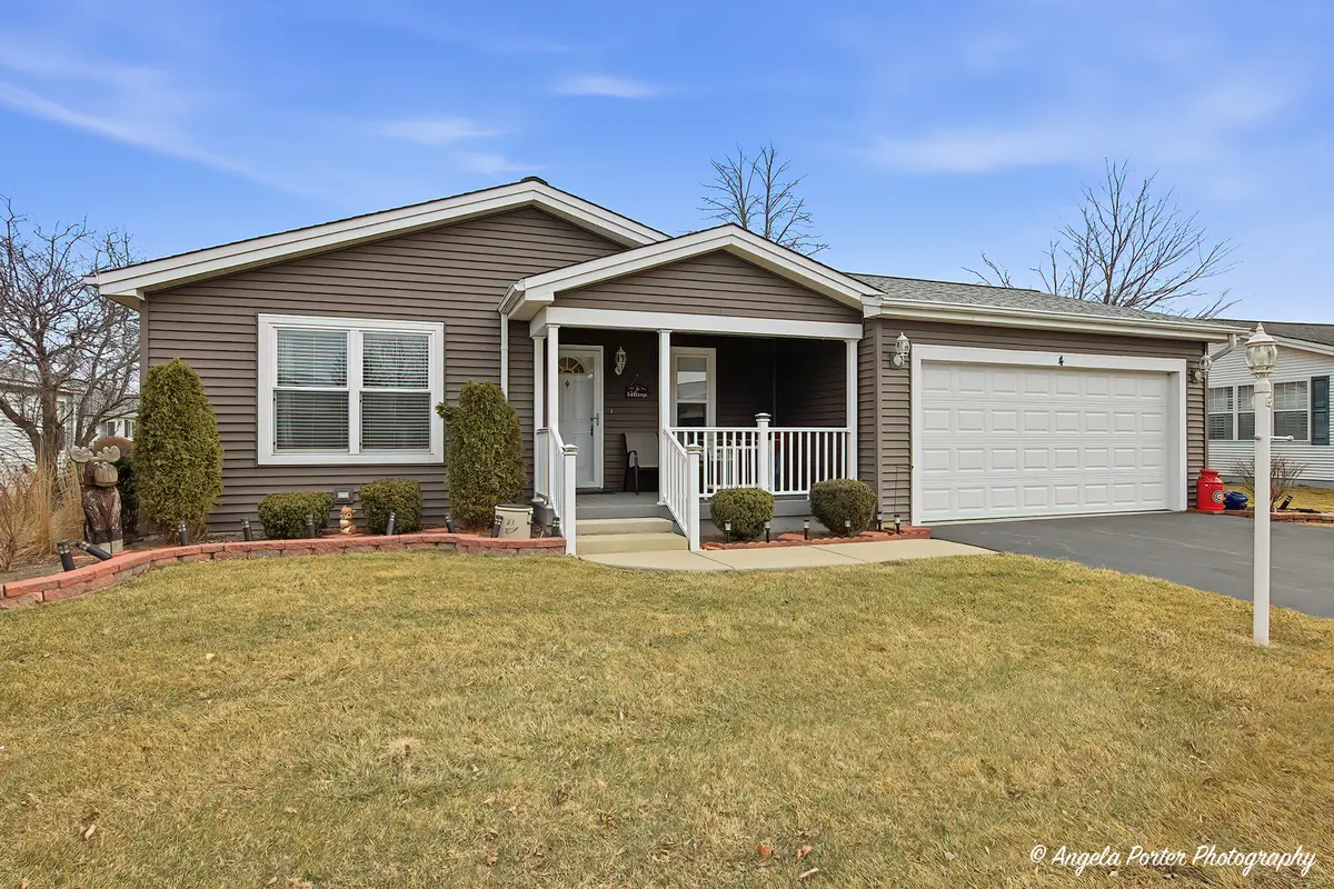 4 Hialeah CT, Grayslake, IL 60030