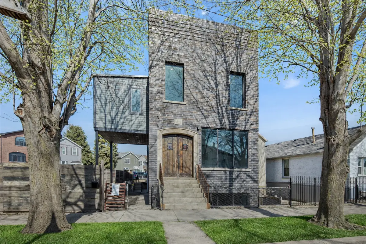 1412 W Fuller ST, Chicago, IL 60608