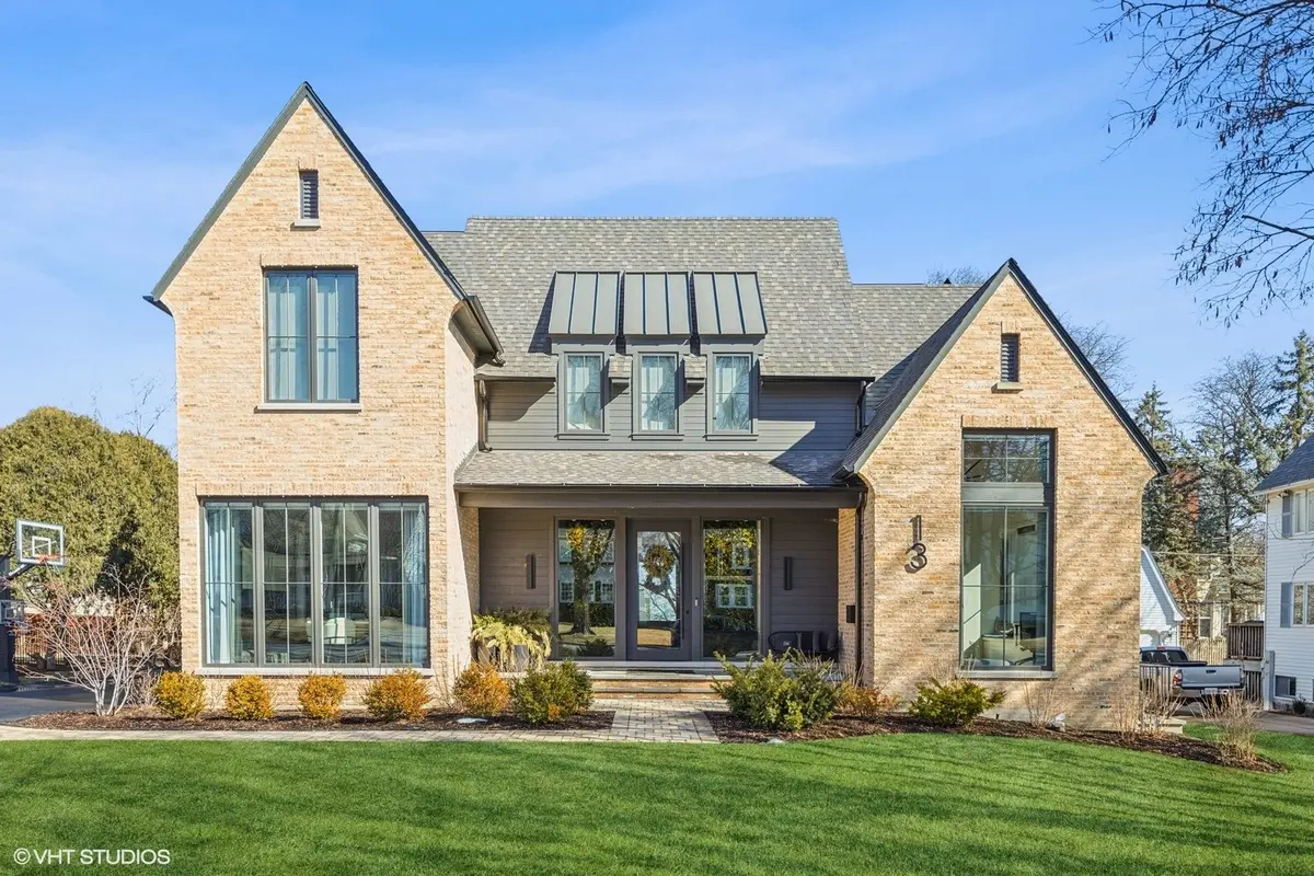 13 S Elm ST, Hinsdale, IL 60521