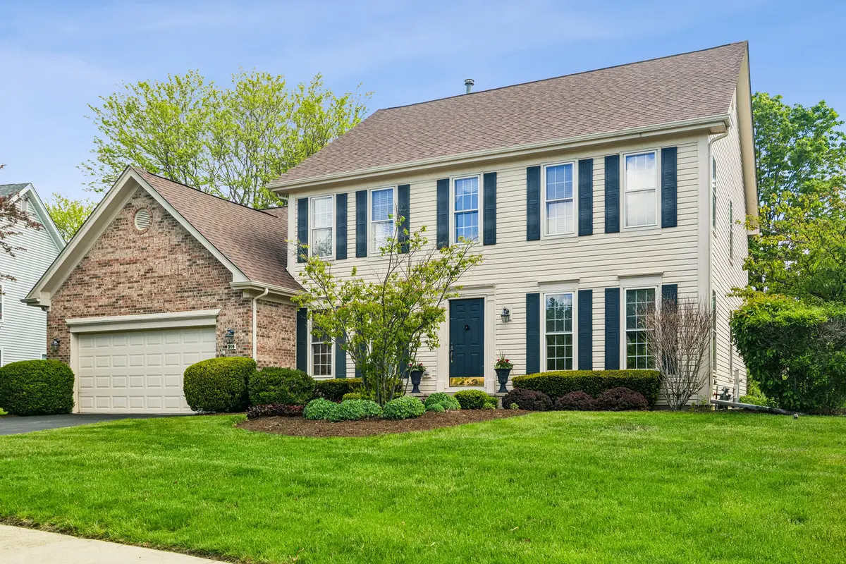 315 Barn Swallow LN, Vernon Hills, IL 60061