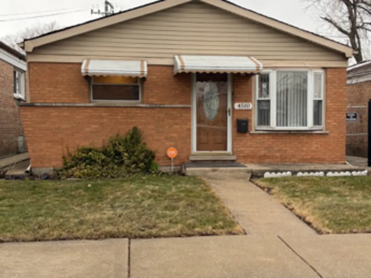 4510 S La Crosse AVE, Chicago, IL 60638