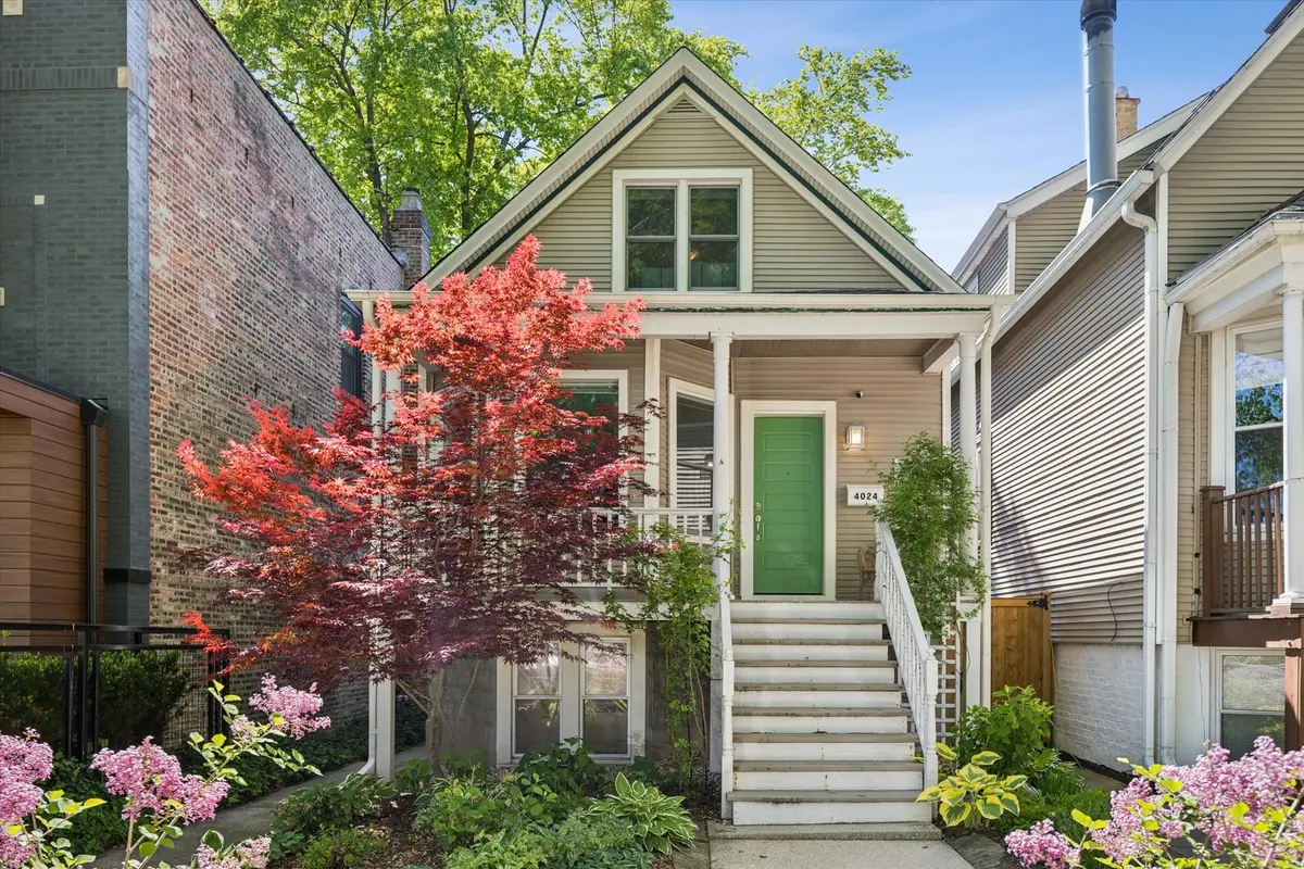 4024 N Bell AVE, Chicago, IL 60618