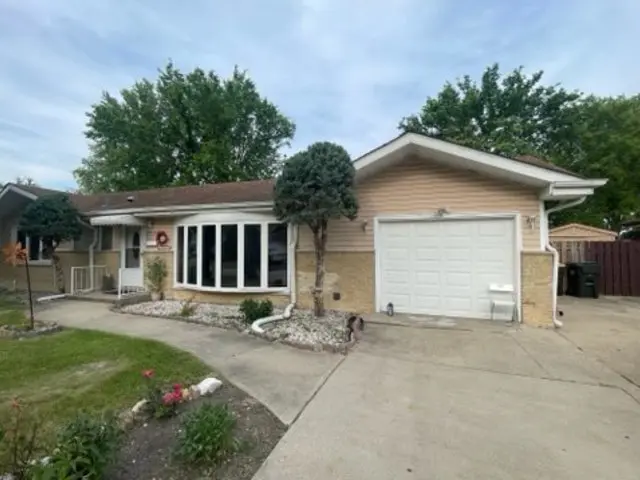 9425 MARGAIL AVE, Des Plaines, IL 60016