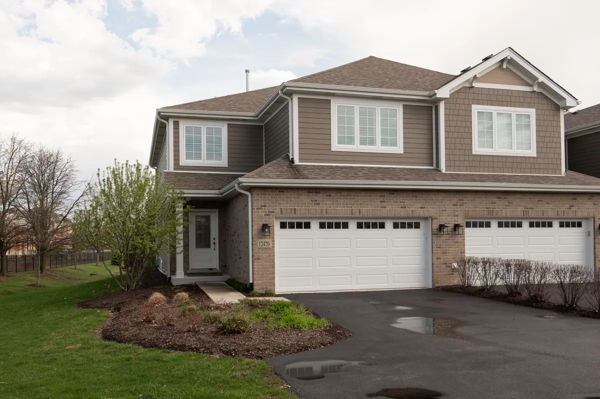 12420 Lacey DR, Lemont, IL 60439
