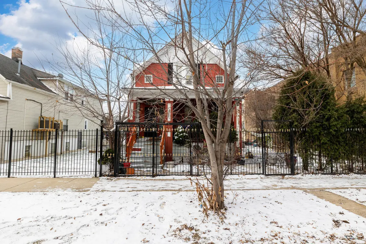 1434 N Leamington AVE, Chicago, IL 60651