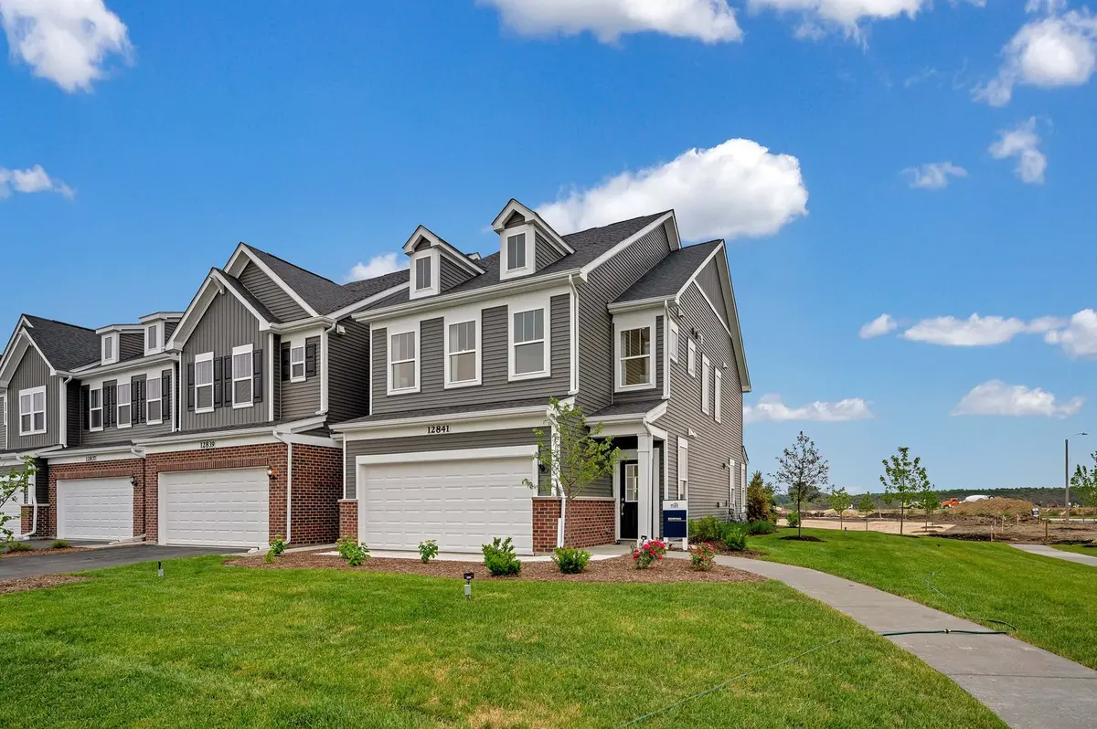 24432 Alexis LN #56401, Plainfield, IL 60585