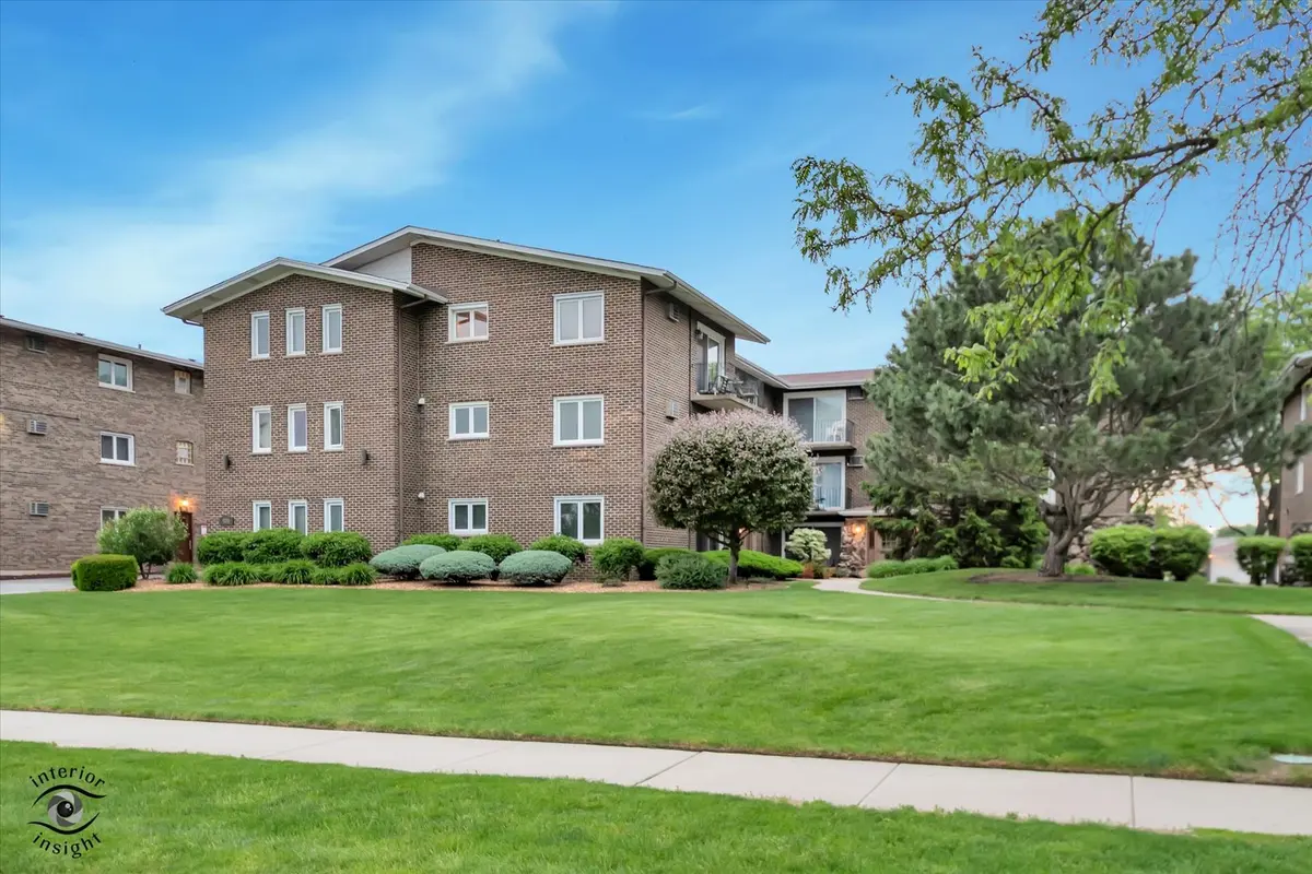 9016 W 140th ST #2A, Orland Park, IL 60462