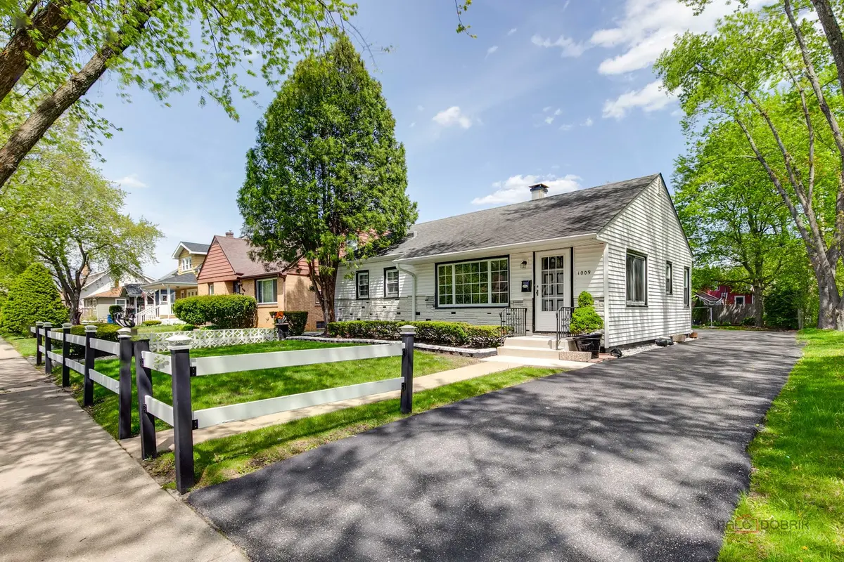 1009 Westmoreland AVE, Waukegan, IL 60085