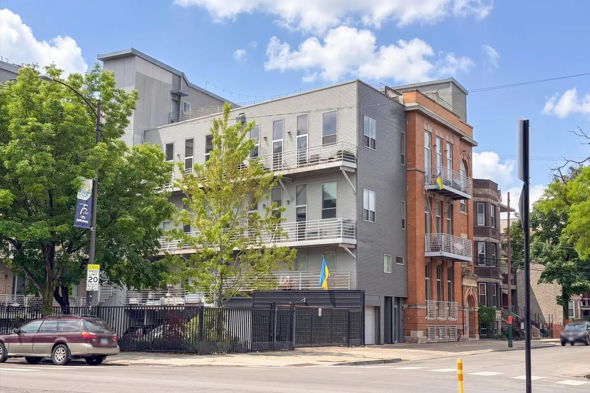 2411 W Walton ST #3E, Chicago, IL 60622