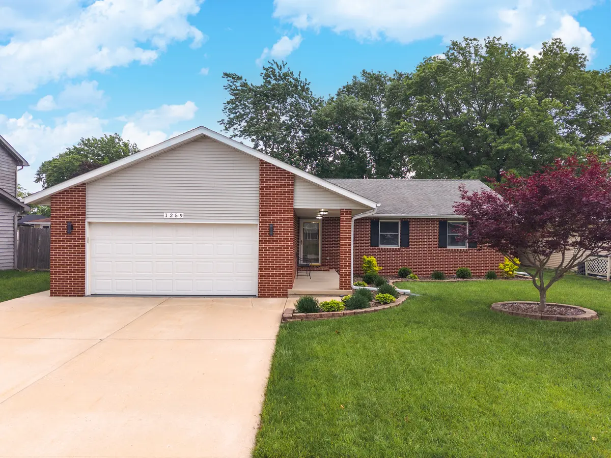 1259 Brendan DR, Morris, IL 60450