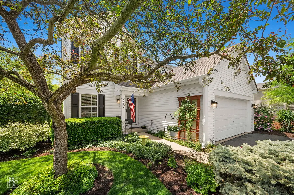895 Lakestone LN, Aurora, IL 60504