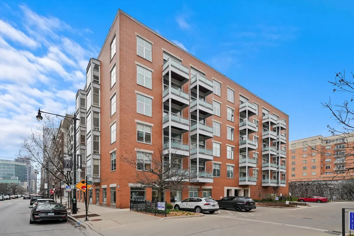 939 W Madison ST #604, Chicago, IL 60607