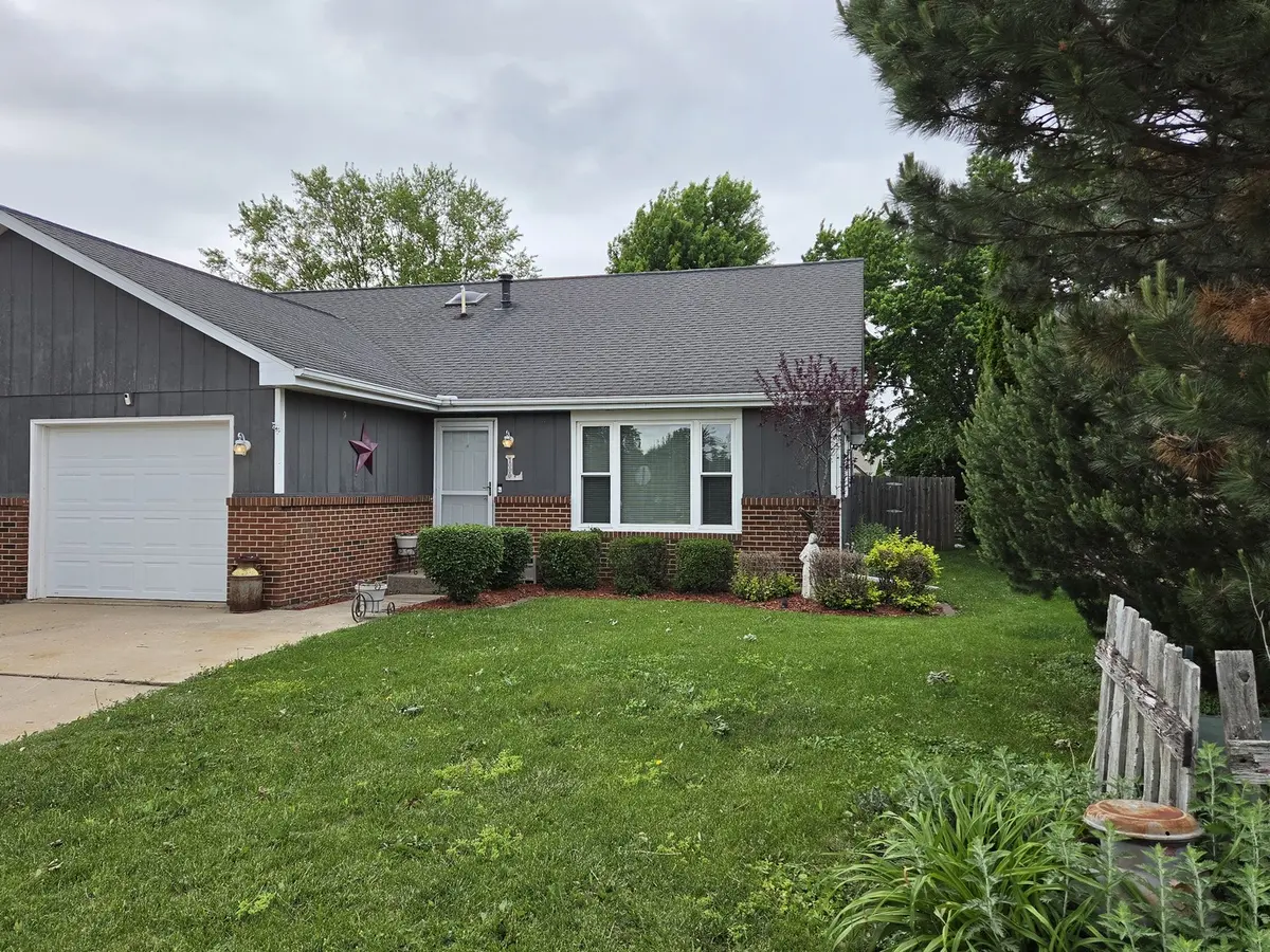 1000 W McKinley RD, Ottawa, IL 61350