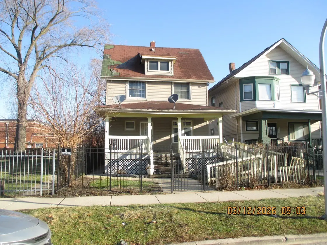 5242 W Monroe ST, Chicago, IL 60644