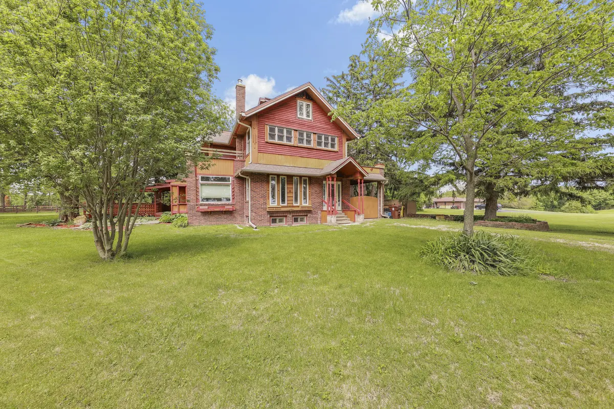 1035 N Gorham RD, Morris, IL 60450