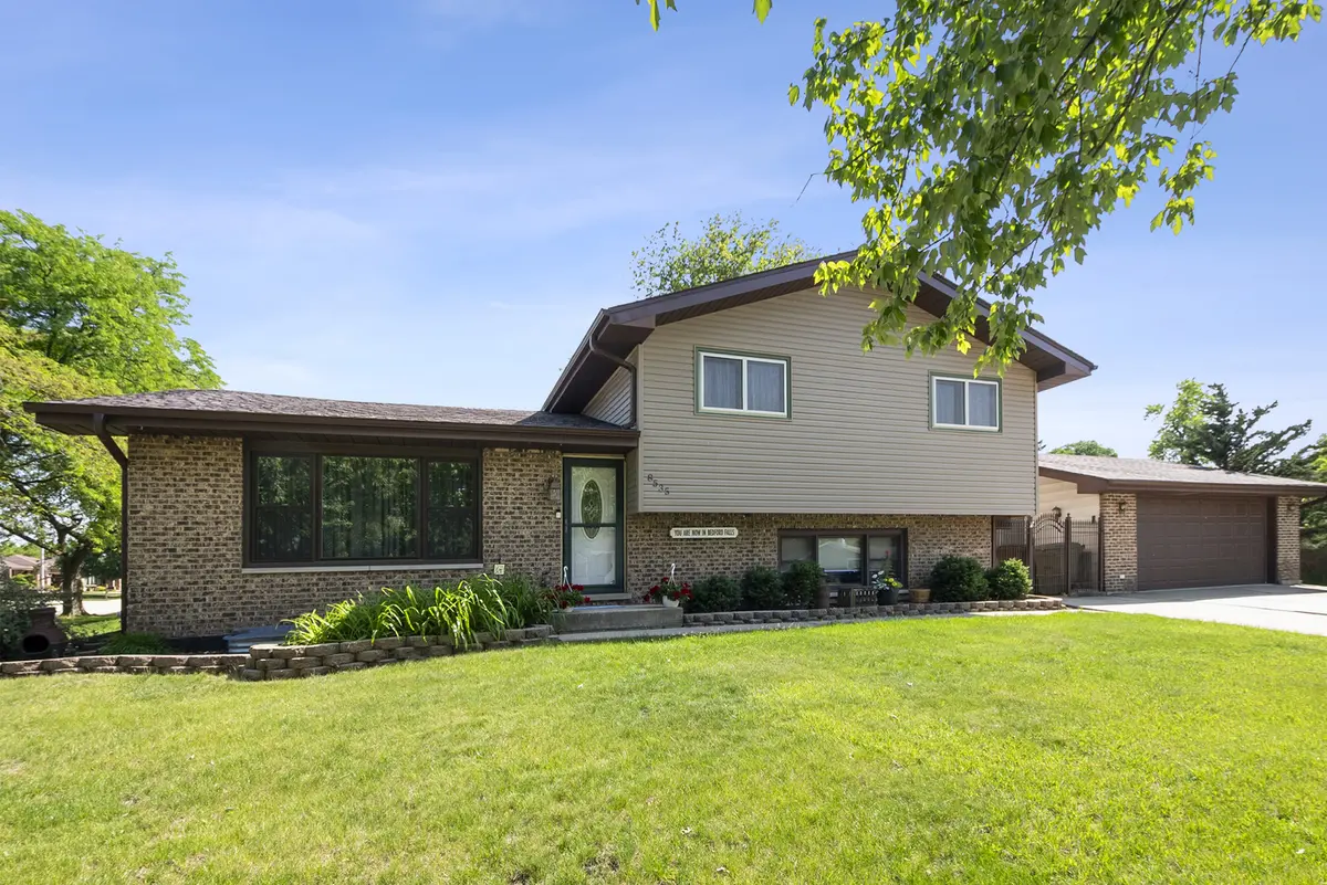 8535 169th ST, Tinley Park, IL 60487