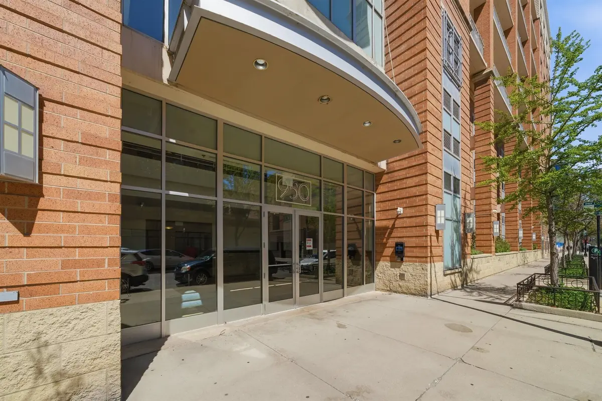 950 W Monroe ST #710, Chicago, IL 60607