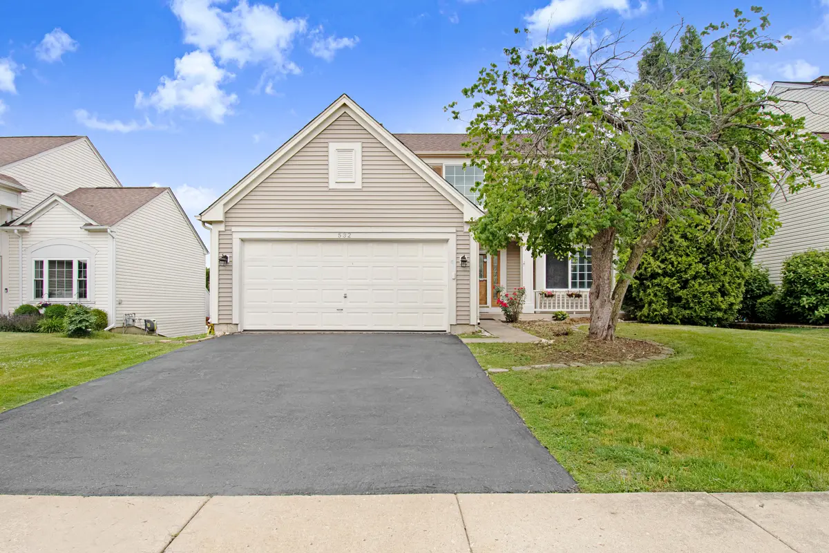 532 Rose LN, Bartlett, IL 60103
